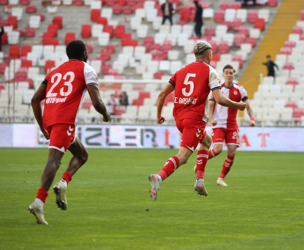 AW575609 14 | Gündem Sivas™ Haber