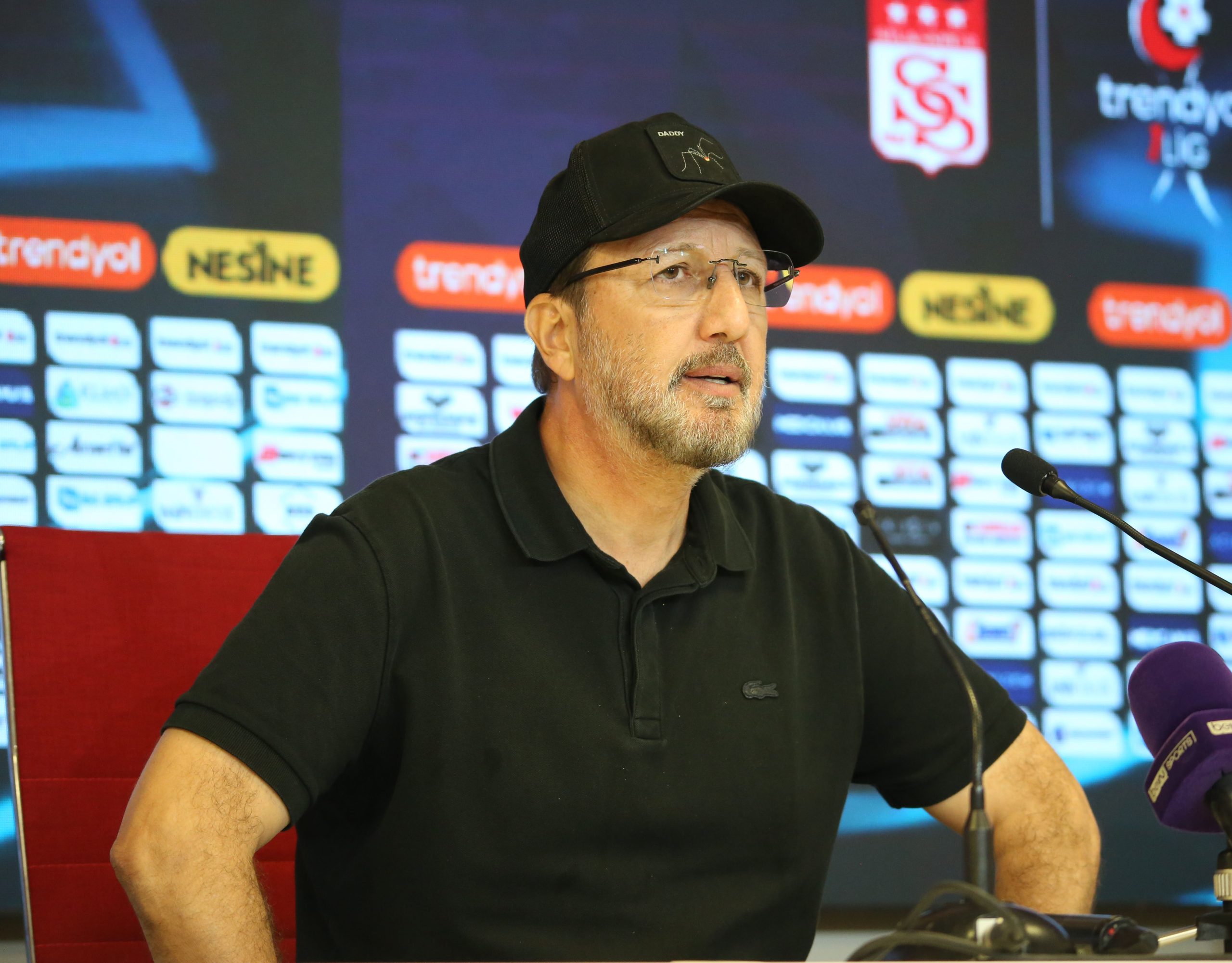 Taner Taşkın'dan Sivasspor Maçı Sonrası Şok Sözler: "İsmiyle Kazandı, Oyunla Değil!"