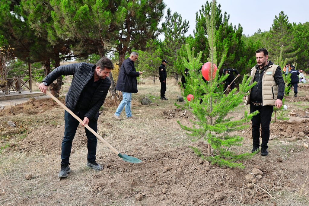 AW577435 02 | Gündem Sivas™ Haber