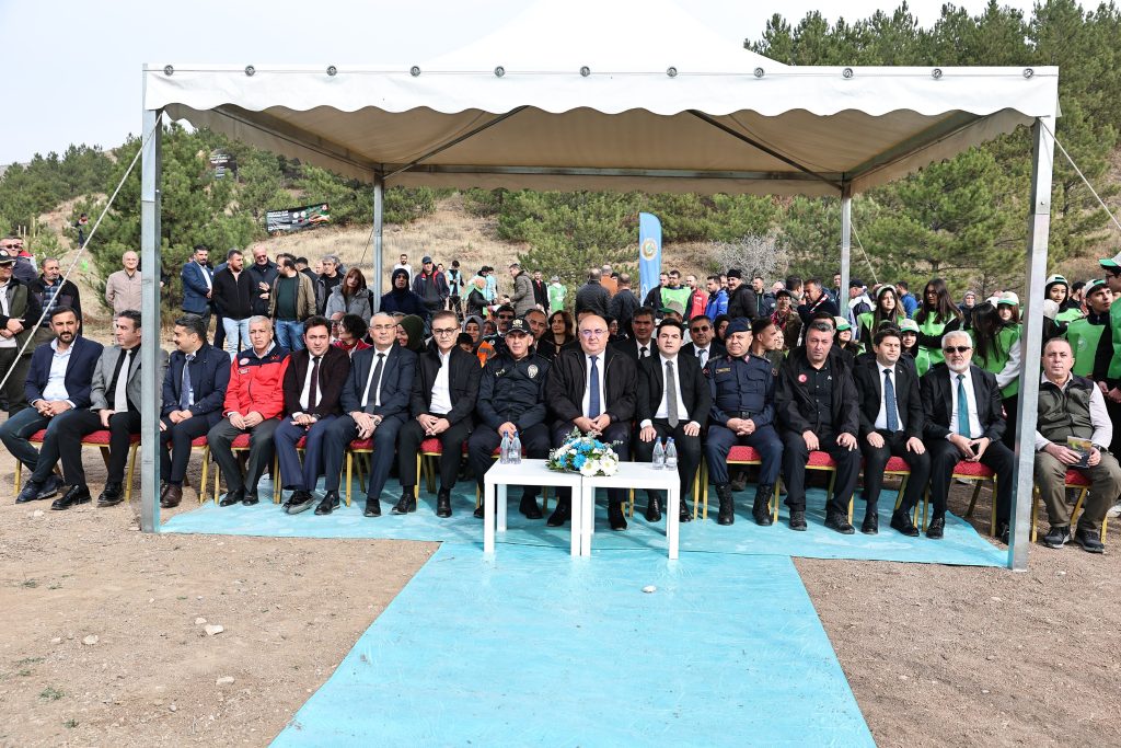 AW577435 04 | Gündem Sivas™ Haber