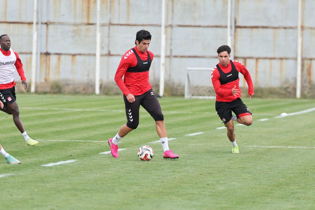 AW578871 06 | Gündem Sivas™ Haber