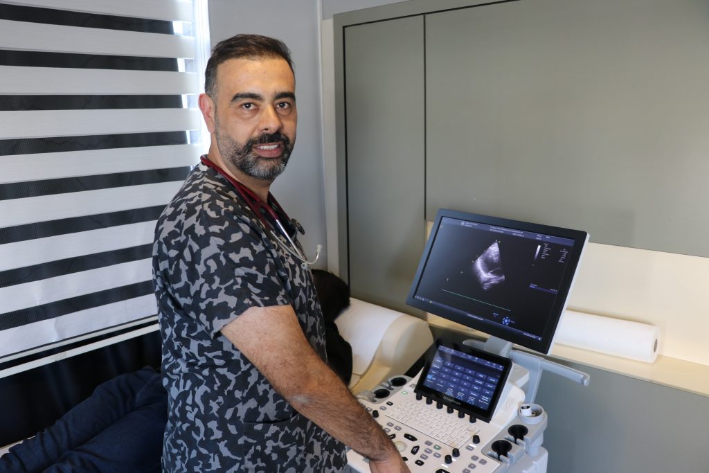 Soğuk Hava Kalp Riskini Nasıl Artırır? Doç. Dr. Hasan Yücel'den Önemli Uyarılar AW579729 04 | Gündem Sivas™ Haber