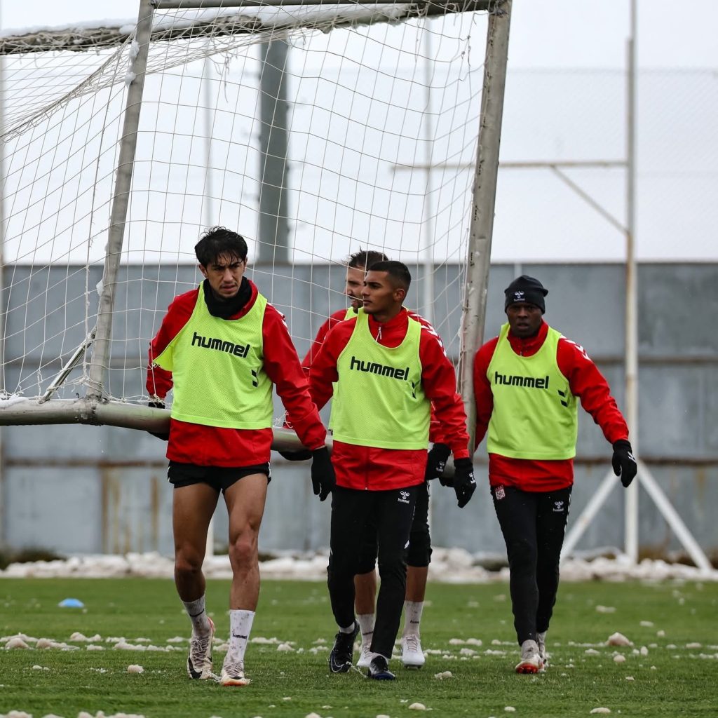 AW580091 03 | Gündem Sivas™ Haber