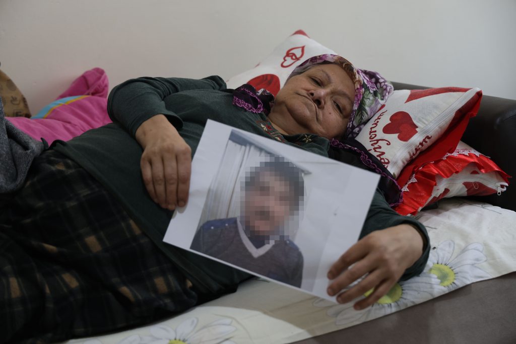 Yatağa Bağımlı Kadının Dramı: Sivas'ta Tedavi Parası Dolandırıcılığı AW581632 02 | Gündem Sivas™ Haber