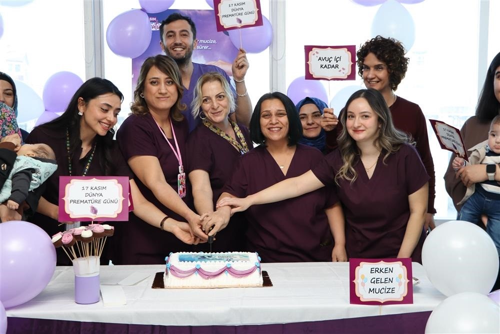 Sivas Numune'de Prematüre Günü: Minik Savaşçıların Yaşam Zaferi AW582201 02 | Gündem Sivas™ Haber