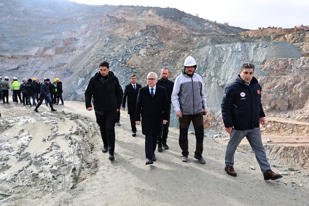 AW582620 03 | Gündem Sivas™ Haber