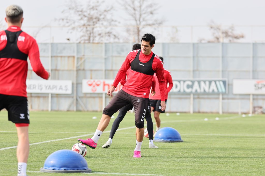 AW583237 01 | Gündem Sivas™ Haber