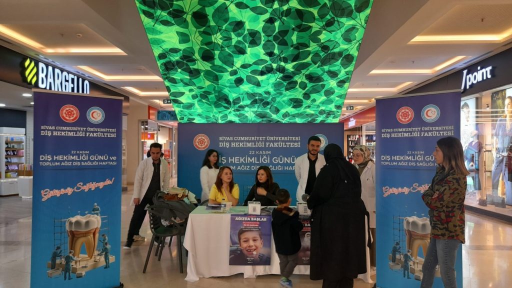 Sivas’ta Ağız ve Diş Sağlığı Farkındalığı: Cumhuriyet Üniversitesi Öğrencilerinden Eğitim Atağı!
