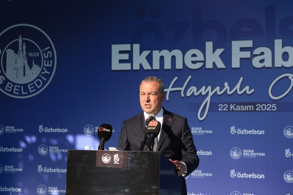 Sivas Belediyesi Yeni Ekmek Fabrikası Açıldı: Günde 192 Bin Ekmek Üretilecek AW584737 06 | Gündem Sivas™ Haber