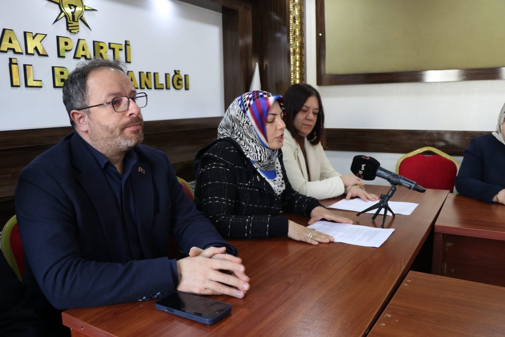 AW586468 02 | Gündem Sivas™ Haber