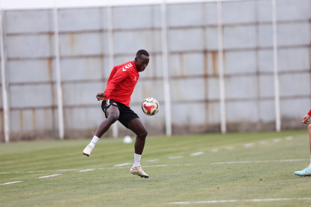 AW586776 05 | Gündem Sivas™ Haber