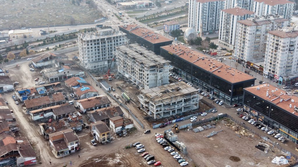 Sivas Eski Sanayi Dönüşüyor: 2. Etap Konut Projesi'nde Geri Sayım Başladı! AW587406 02 | Gündem Sivas™ Haber