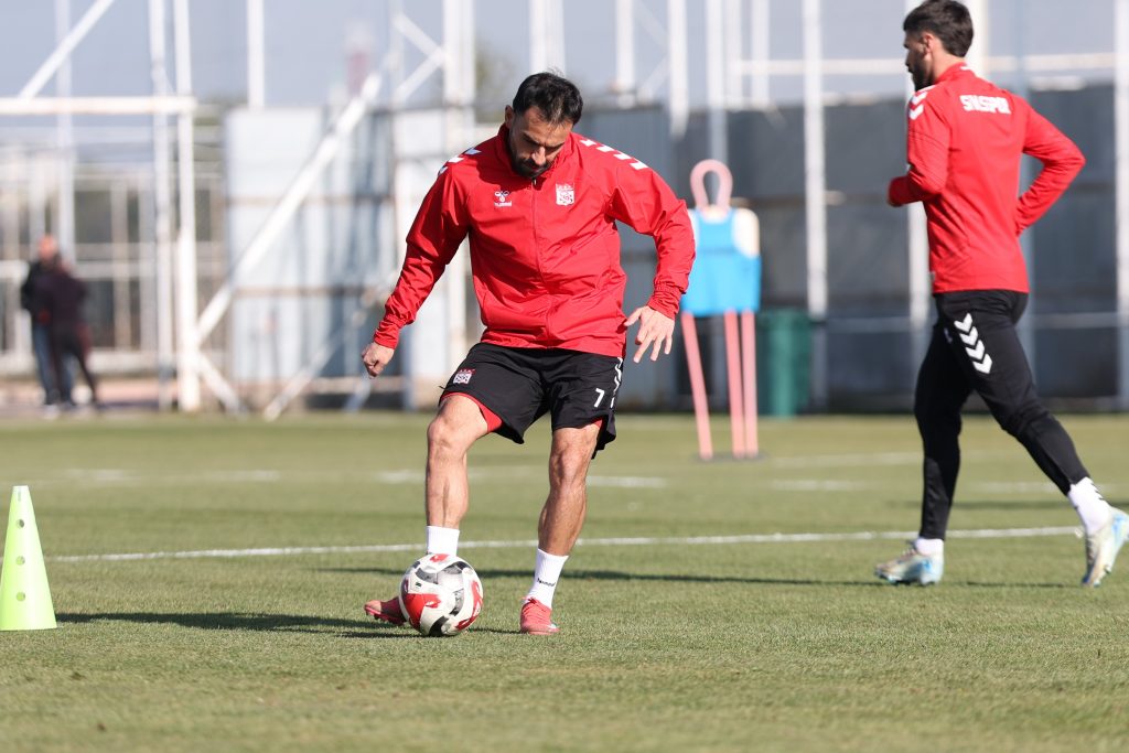 AW588236 04 | Gündem Sivas™ Haber