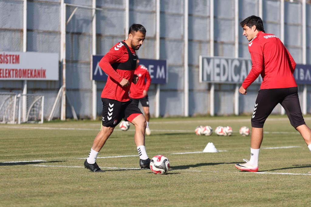 AW588236 05 | Gündem Sivas™ Haber