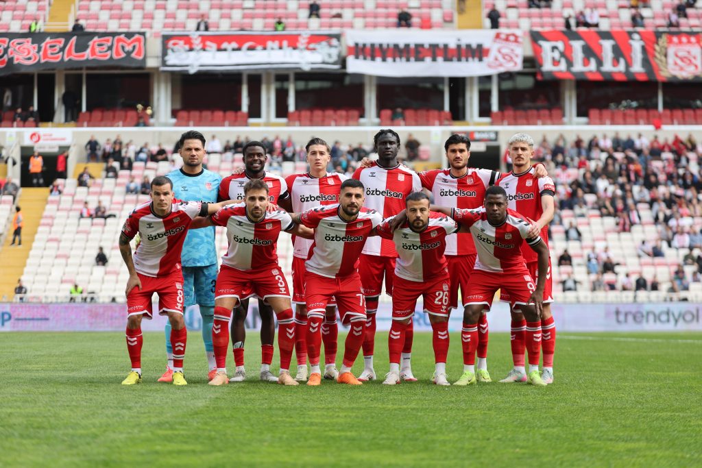 Trendyol 1. Lig: Esenler Erokspor, Özbelsan Sivasspor’u 2-1 Mağlup Etti