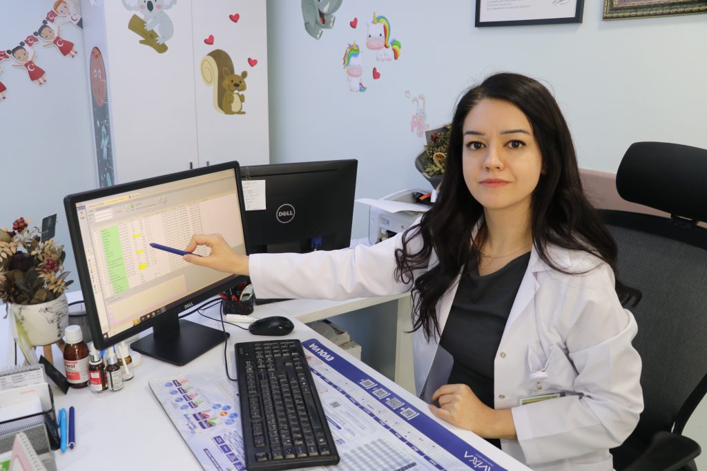 Çocuklarda Karaciğer Yağlanması Tehlikesi: Dr. Tuğçe Uçar Uyarıyor! AW590415 03 | Gündem Sivas™ Haber