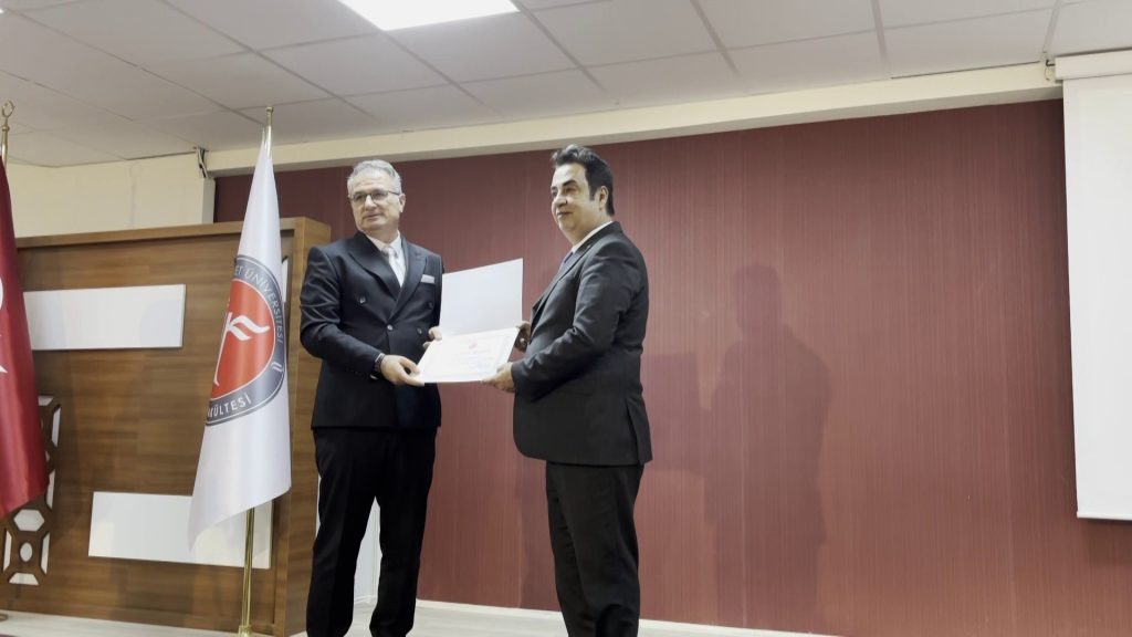 Sivas Cumhuriyet Üniversitesi "Atölye İletişim" ile Uygulamalı Eğitime Başladı Sivas Cumhuriyet Üniversitesi “Atölye İletişim” ile Uygulamalı Eğitime Başladı