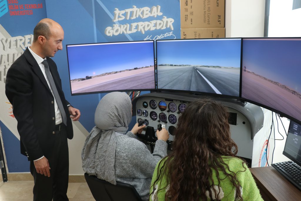 Sivas Bilim ve Teknik Üniversitesi'nden Havacılıkta Çığır Açan Uygulamalı Eğitim AW591034 02 | Gündem Sivas™ Haber