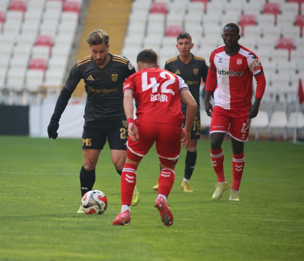 Ziraat Türkiye Kupası'nda Büyük Sürpriz: Özbelsan Sivasspor Kupaya Veda Etti! AW592057 06 | Gündem Sivas™ Haber