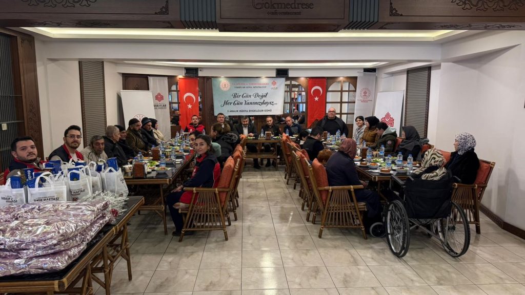 Sivas'ta Vakıf Medeniyeti Engelli Vatandaşlarla Buluştu AW592115 01 | Gündem Sivas™ Haber