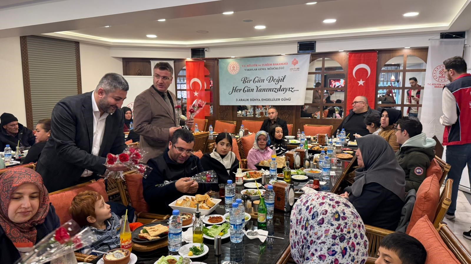 Sivas'ta Vakıf Medeniyeti Engelli Vatandaşlarla Buluştu