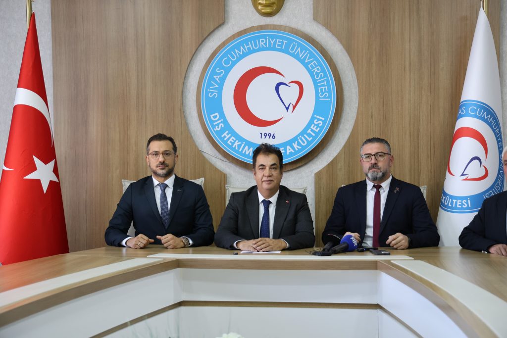 Sivas'ta Şehit ve Gazi Ailelerine Özel Diş Tedavisi Müjdesi Sivas’ta Şehit ve Gazi Ailelerine Özel Diş Tedavisi Müjdesi