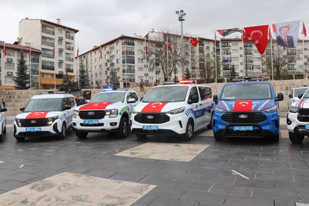 Sivas'ın Güvenliğine Dev Yatırım: Emniyet ve Jandarma Filosu Güçlendi AW595084 03 | Gündem Sivas™ Haber