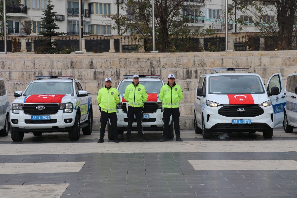 Sivas'ın Güvenliğine Dev Yatırım: Emniyet ve Jandarma Filosu Güçlendi Sivas’ın Güvenliğine Dev Yatırım: Emniyet ve Jandarma Filosu Güçlendi