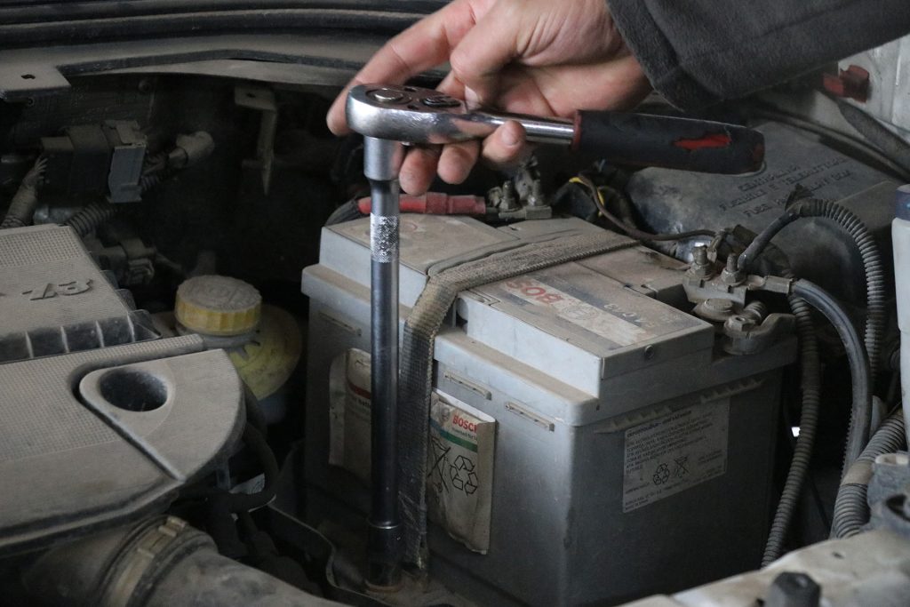 Kış Soğuklarında Akü Bitmesi ve Motor Hasarı Tehlikesi: Sürücülere Kritik Uyarılar AW595604 04 | Gündem Sivas™ Haber