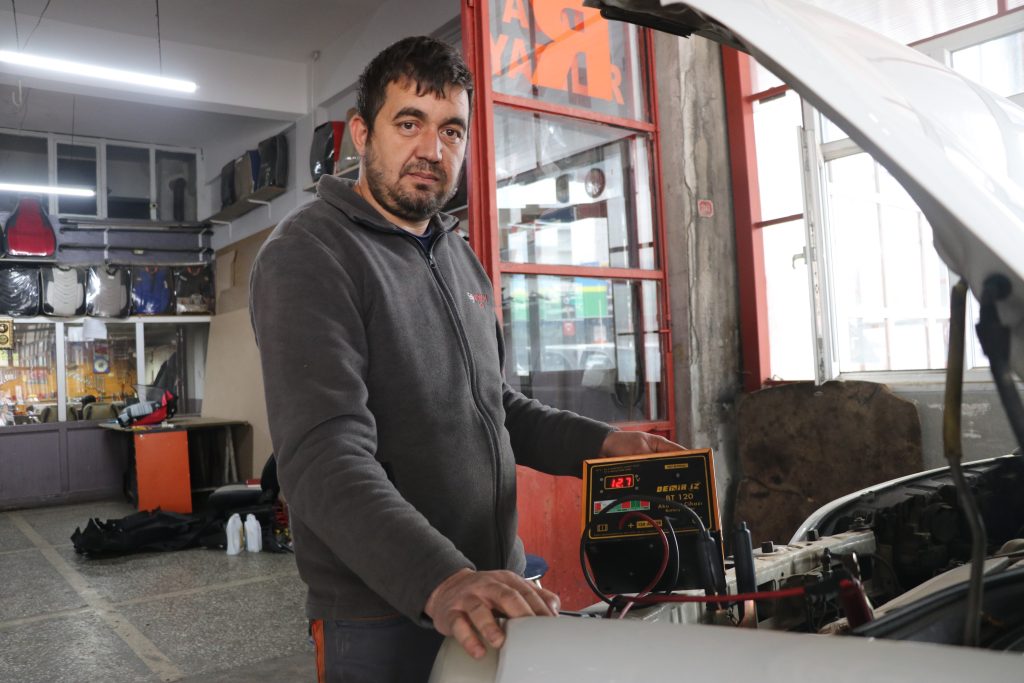 Kış Soğuklarında Akü Bitmesi ve Motor Hasarı Tehlikesi: Sürücülere Kritik Uyarılar AW595604 05 | Gündem Sivas™ Haber