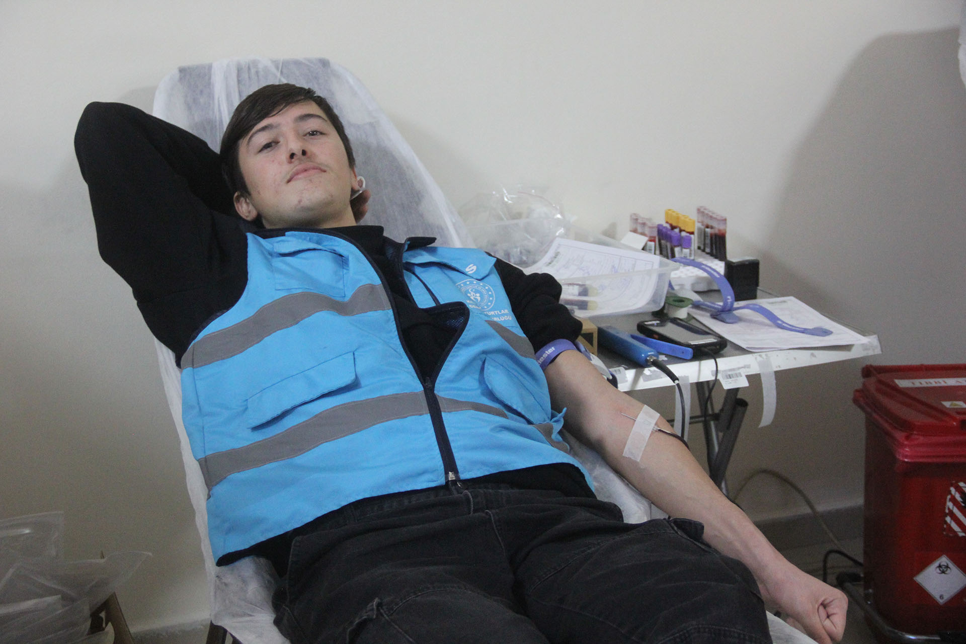 Zara'da Üniversite Öğrencilerinden Hayat Kurtaran Kan Bağışı Desteği