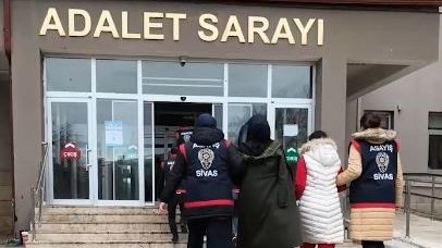 Sivas'ta 'Evlilik Vaadiyle Dolandırıcılık' Şoku: 1 Milyon TL Zarar! AW598458 01 edited | Gündem Sivas™ Haber