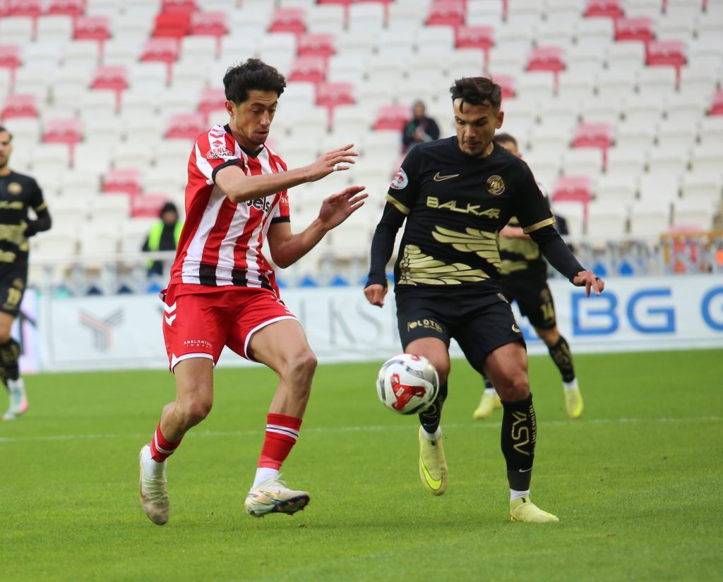 Trendyol 1. Lig Maç Özeti: Özbelsan Sivasspor, Çorum FK Karşısında Puanı Kurtardı AW598767 09 | Gündem Sivas™ Haber