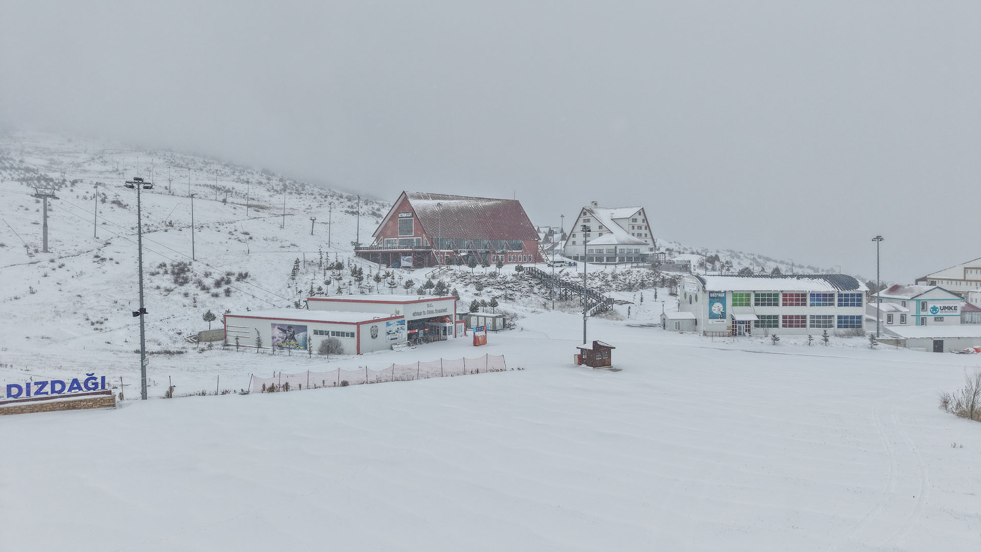 Yıldız Dağı'nda Sezon Öncesi Kar Coşkusu: Türkiye'nin En Ekonomik Merkezi