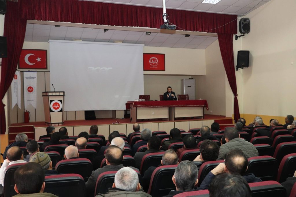 Sivas İl Müftülüğü’nden Din Görevlilerine Stratejik Toplantı Sivas İl Müftülüğü’nden Din Görevlilerine Stratejik Toplantı