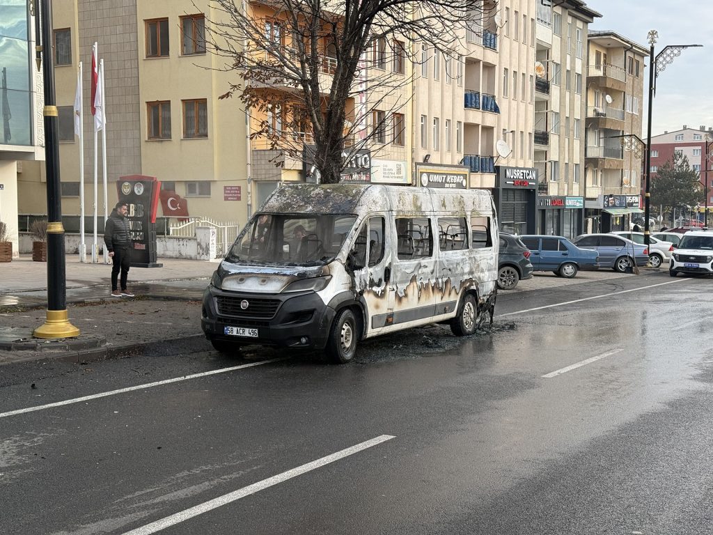 Sivas’ta Araç Sahiplerine İtfaiyeden Kritik Uyarı! AW602250 06 | Gündem Sivas™ Haber