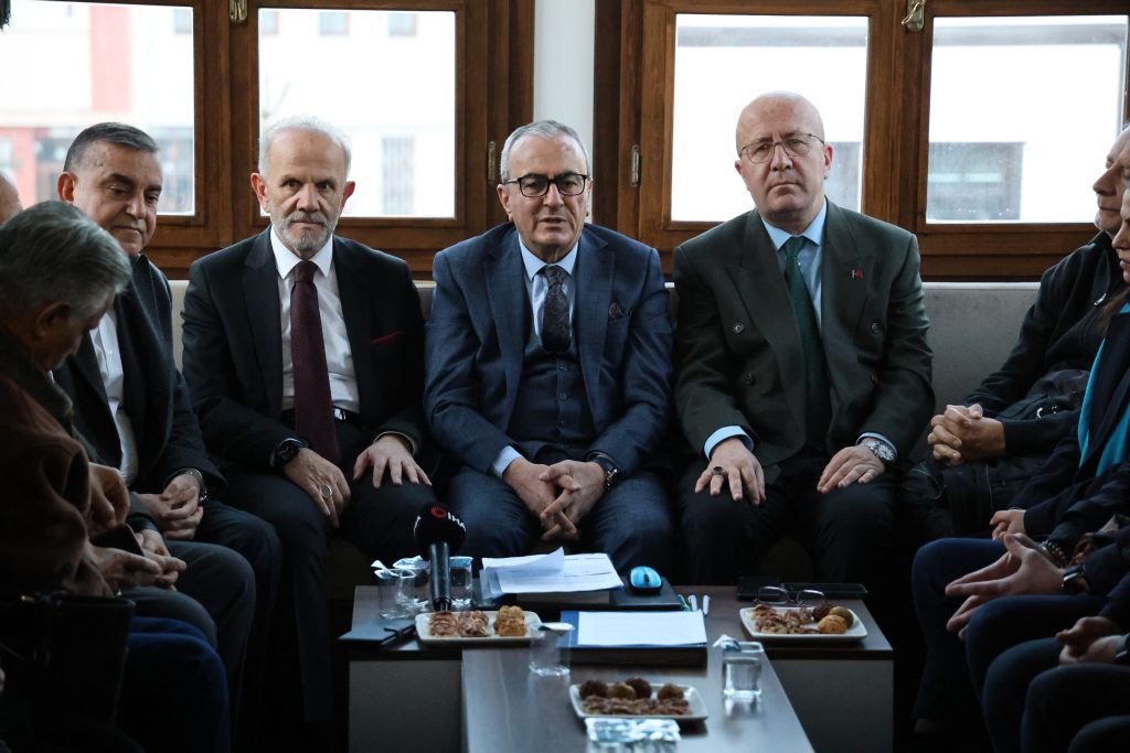 Milli Mücadele'nin Kalbi Sivas İçin 'İstiklal Madalyası' Başvurusu Yapılıyor Milli Mücadele’nin Kalbi Sivas İçin ‘İstiklal Madalyası’ Başvurusu Yapılıyor