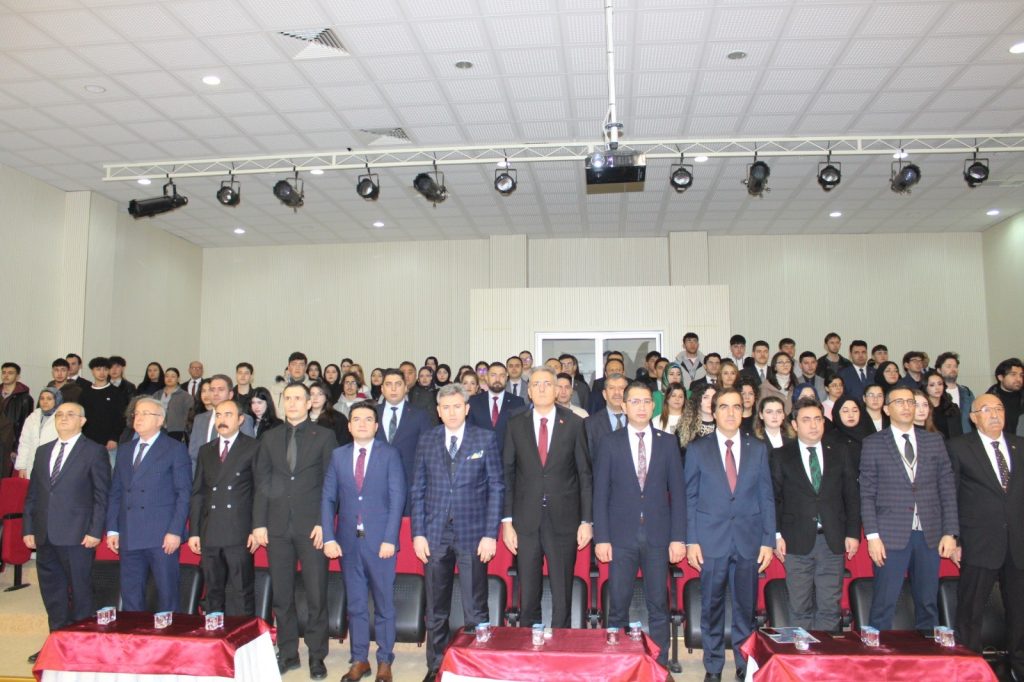 Sivas'ta Denetimli Serbestlik Sisteminin 20. Yılına Özel Sempozyum AW606394 04 | Gündem Sivas™ Haber