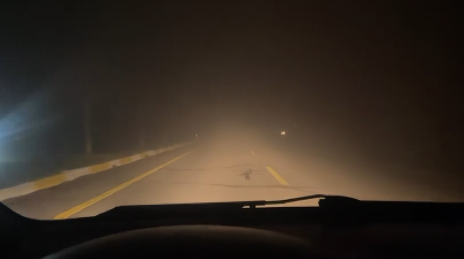 Sivas'ta Yoğun Sis Hava Ulaşımını Felç Etti: Uçuşlar İptal mi?