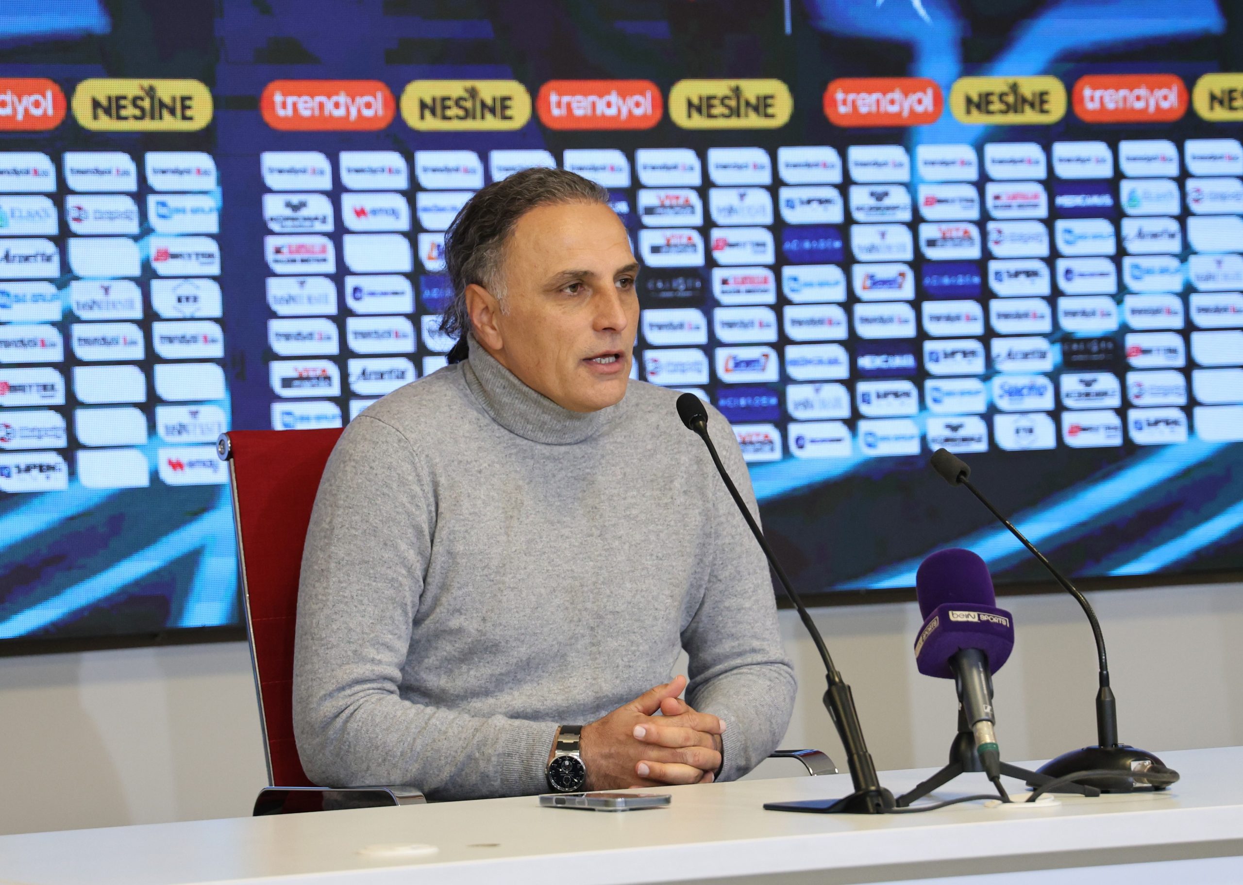 Mustafa Gürsel: "Şapkamızı Önümüze Koyup Düşüneceğiz"