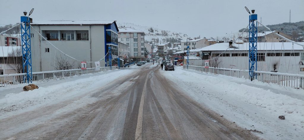 Türkiye’nin Dondurucu Merkezi: Sivas İmranlı’da Termometreler -19.4’ü Gördü AW608045 03 | Gündem Sivas™ Haber