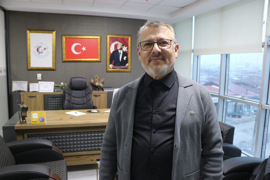 TUS Puanlarındaki Düşüş Alarm Veriyor: Cerrahi Branşlarda Hekim Bulmak Zorlaşabilir TUS Puanlarındaki Düşüş Alarm Veriyor: Cerrahi Branşlarda Hekim Bulmak Zorlaşabilir