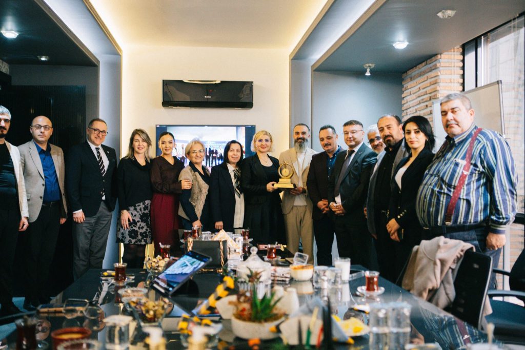 Ankara'da Anlamlı Ödül: Kritik Ham Maddelerde Millî Atılım! Ankara’da Anlamlı Ödül: Kritik Ham Maddelerde Millî Atılım!