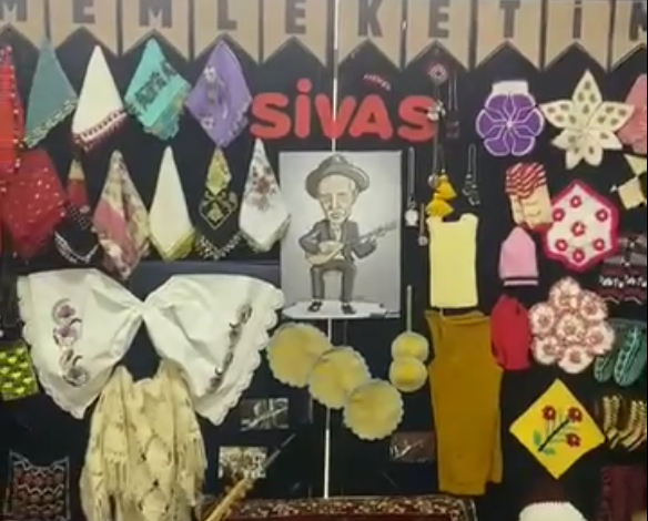 Aşık Veysel İlkokulu'nda Yerli Malı Haftası: Sivas Kültürü Gelecek Nesillere Aktarılıyor Asik Veysel Ilkokulu 1 | Gündem Sivas™ Haber