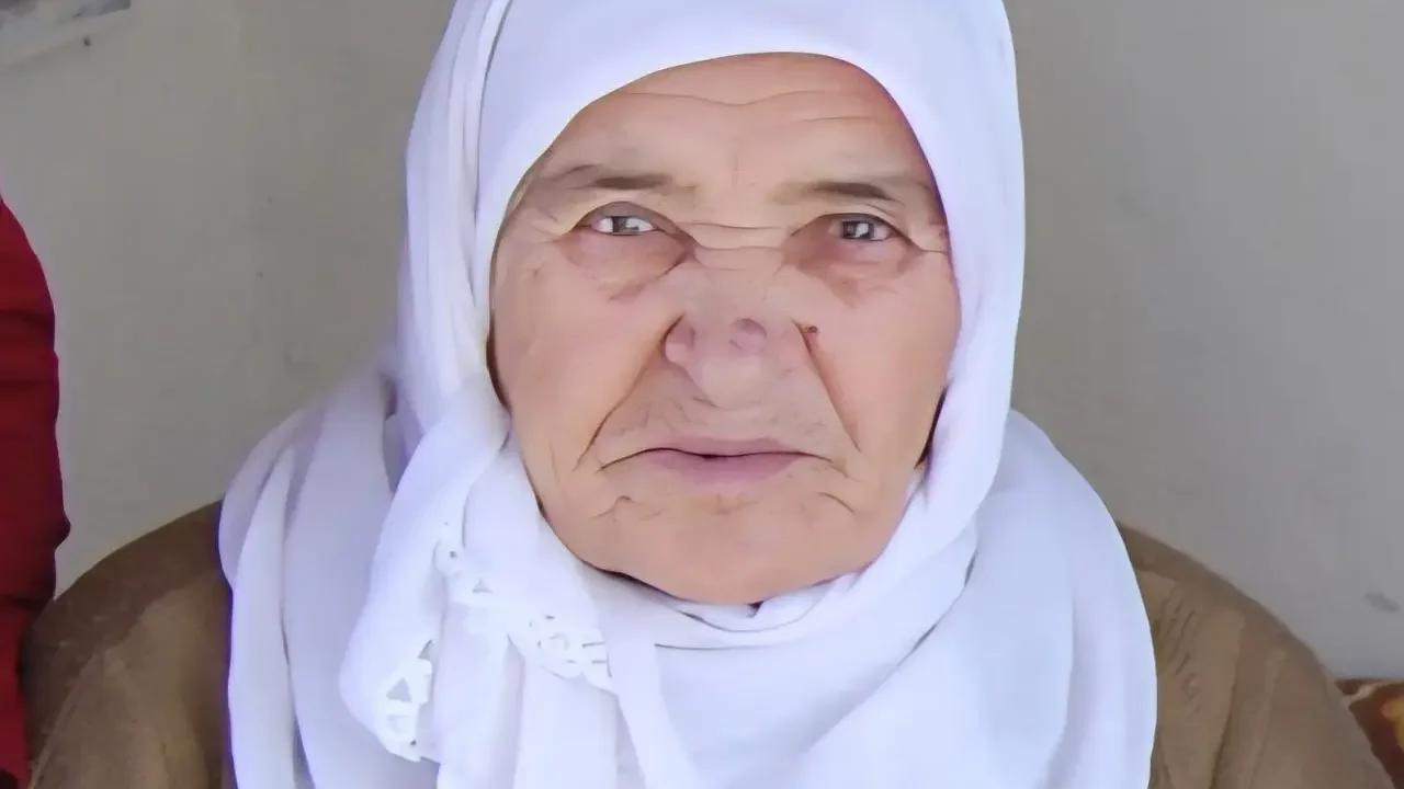 Sivas Belediye Başkanı Dr. Adem Uzun'un Acı Kaybı: Babaannesi Zülal Uzun Vefat Etti Baskan Babaannesi 1 edited | Gündem Sivas™ Haber