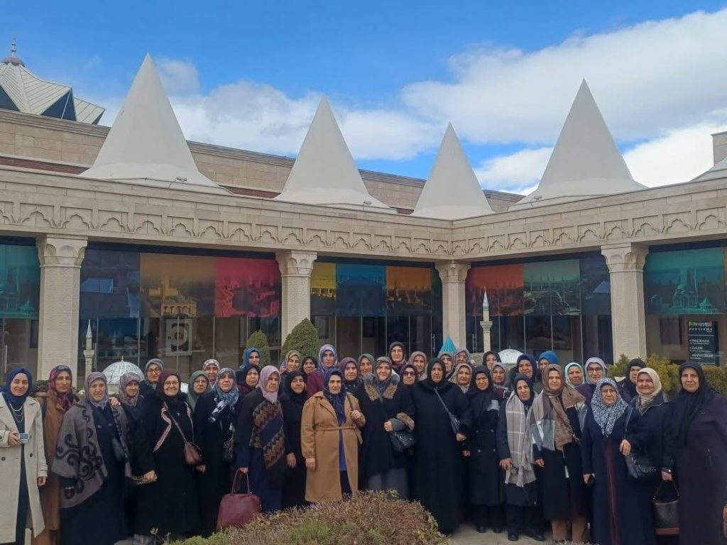 Sivaslı Teyzeler Konya Yollarında: Rukiye Toy’dan Anlamlı Jest Imranli Ilcesi 1 | Gündem Sivas™ Haber