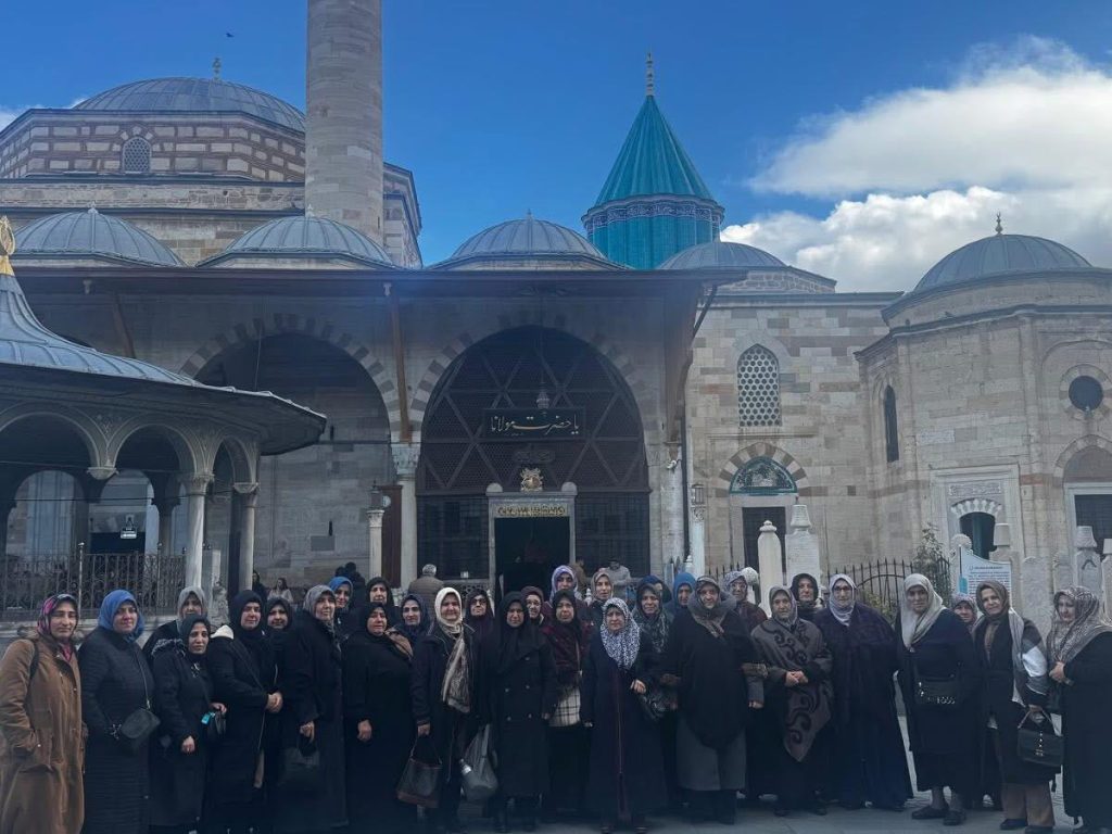 Sivaslı Teyzeler Konya Yollarında: Rukiye Toy’dan Anlamlı Jest Imranli Ilcesi 2 | Gündem Sivas™ Haber