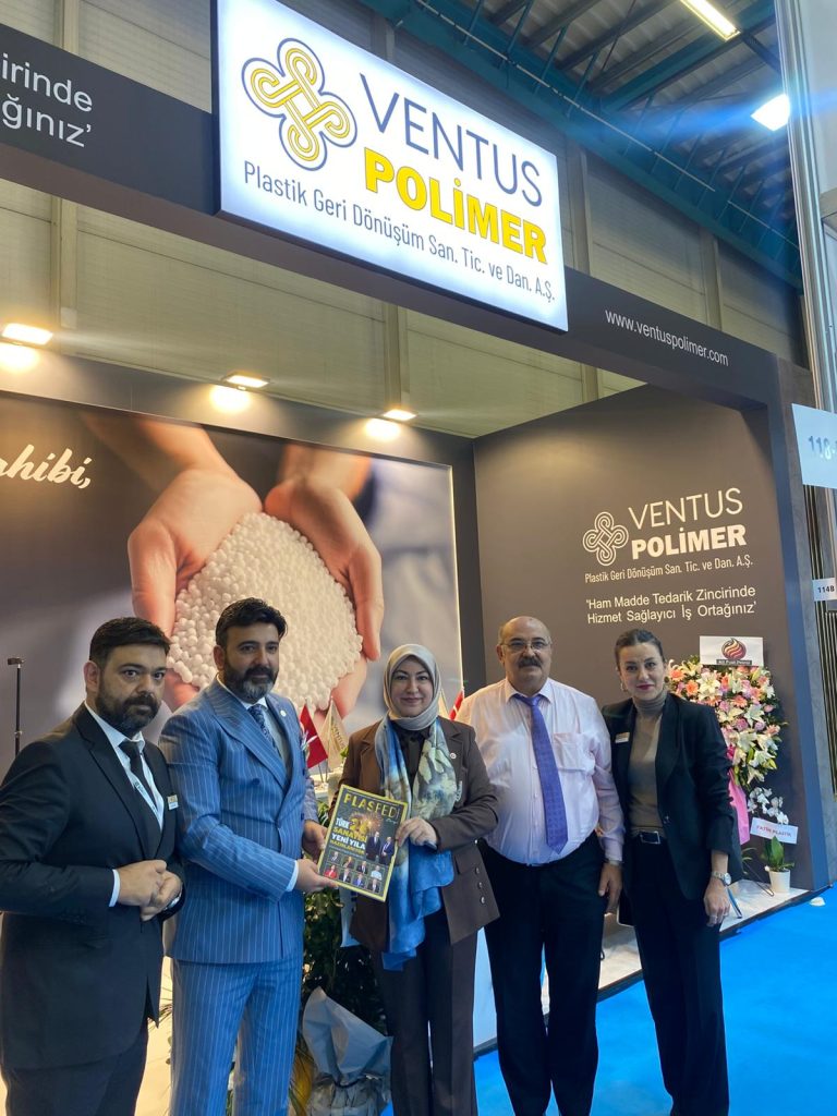 AK Parti Milletvekili Rukiye Toy, TÜYAP Fuarı'nda Sivaslı Firmalara Ziyaret Rukiye Toy 3 | Gündem Sivas™ Haber