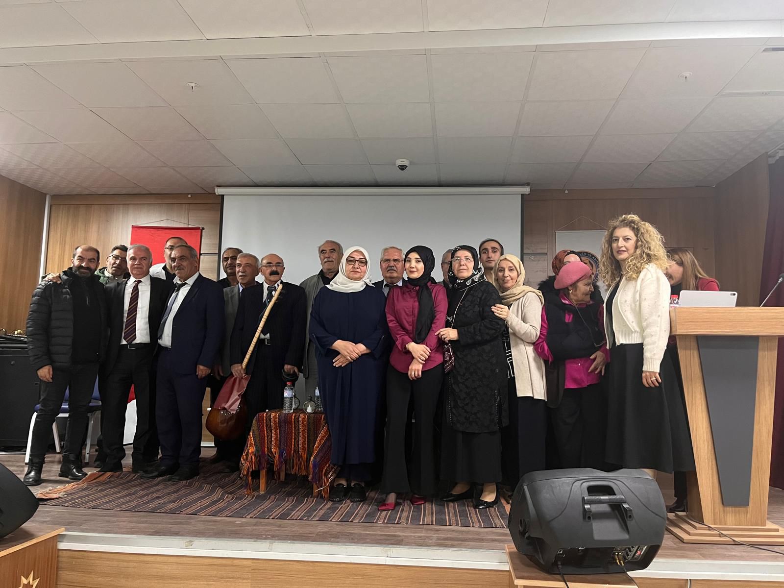 Sivas'ın "Yaşayan Miras"ı: Şiir ve Âşık Atışması Programı