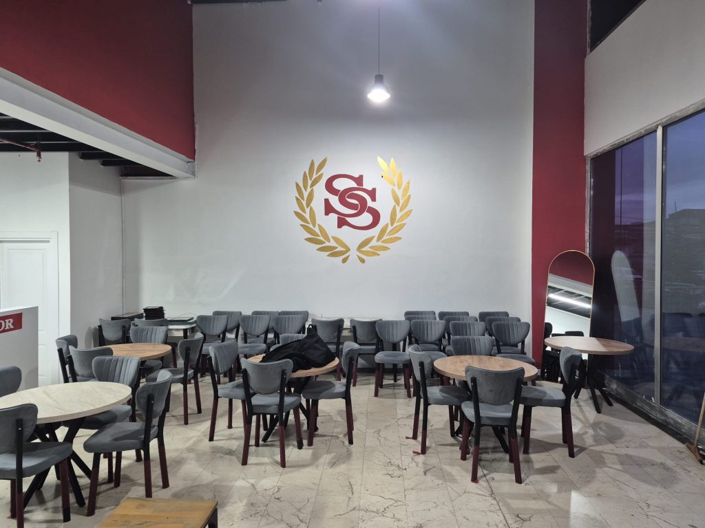 Sivasspor Taraftarları İçin Yeni Buluşma Noktası Açılıyor: Birlik ve Beraberlik Yürüyüşü! Sivasspor | Gündem Sivas™ Haber